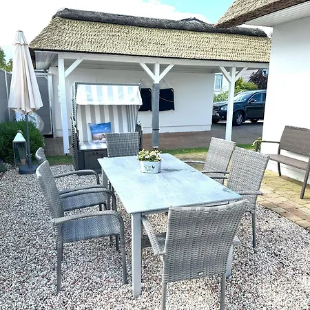 Apartment Reethaus Goehren Fewo2mit Meerblick, Schwimmbadnutzung In Sellin Kostenfrei *
