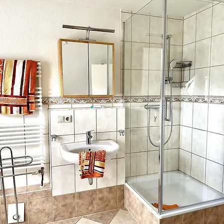 Apartment Reethaus Goehren Fewo2mit Meerblick, Schwimmbadnutzung In Sellin Kostenfrei Goehren (Ruegen)